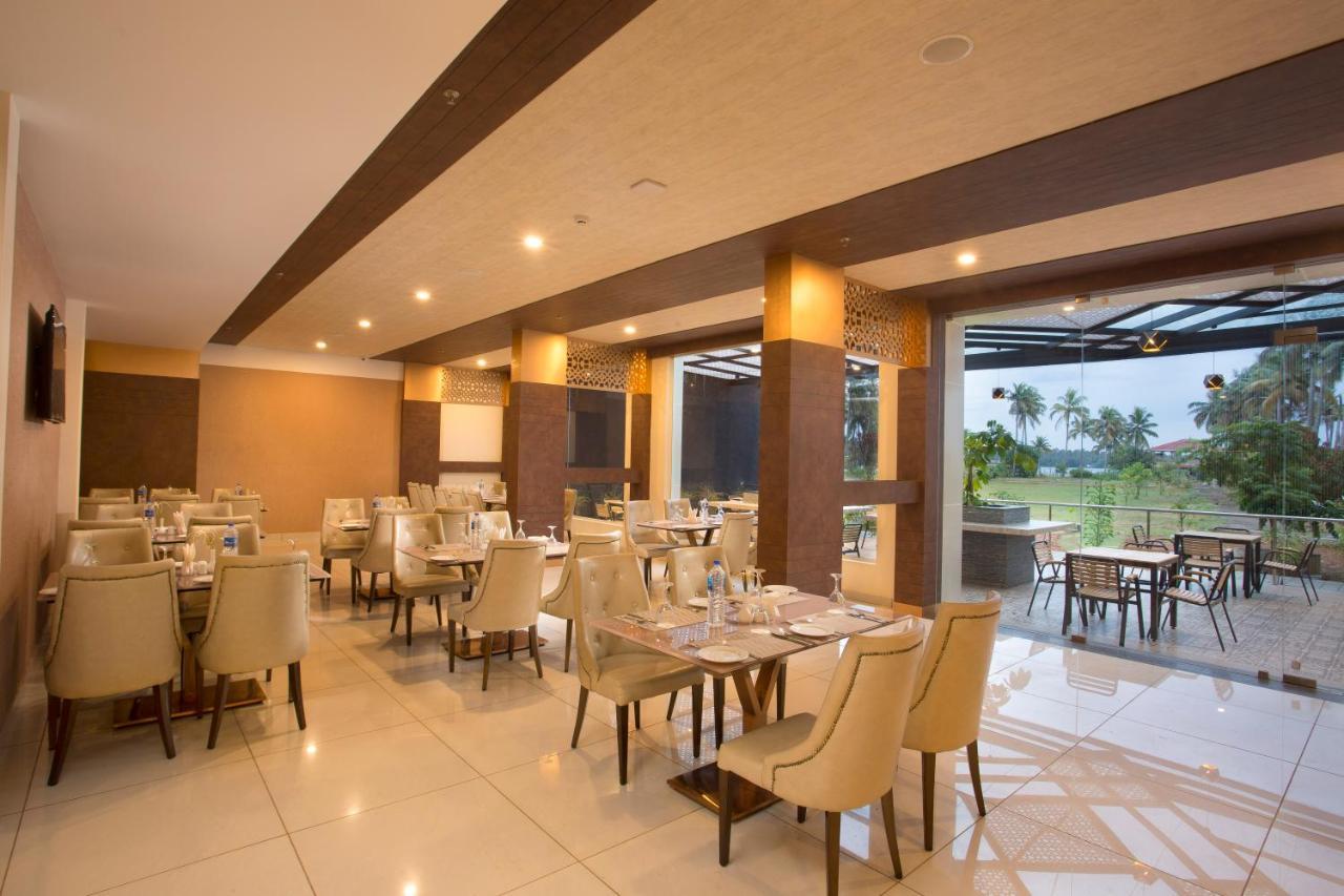 Blue Serene Resort Гуруваюр Экстерьер фото
