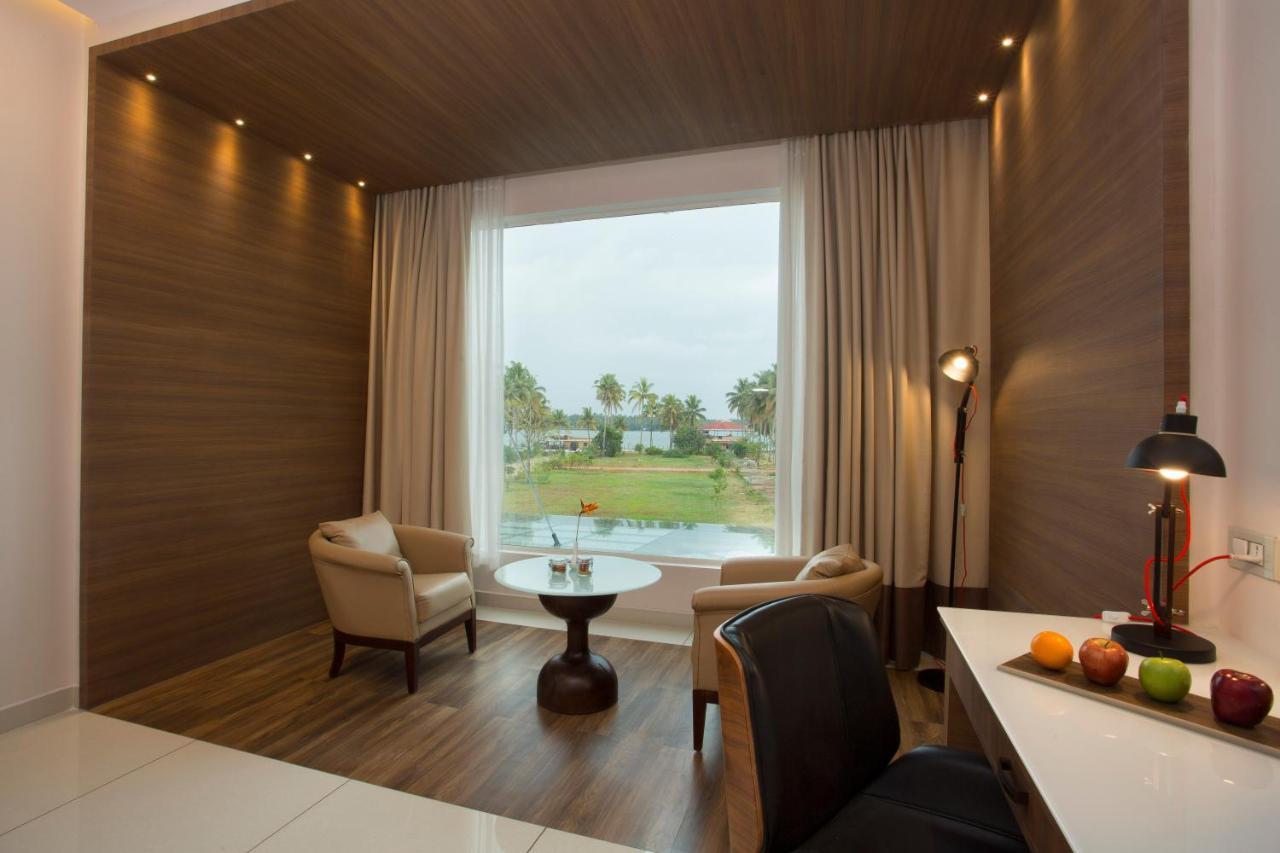 Blue Serene Resort Гуруваюр Экстерьер фото