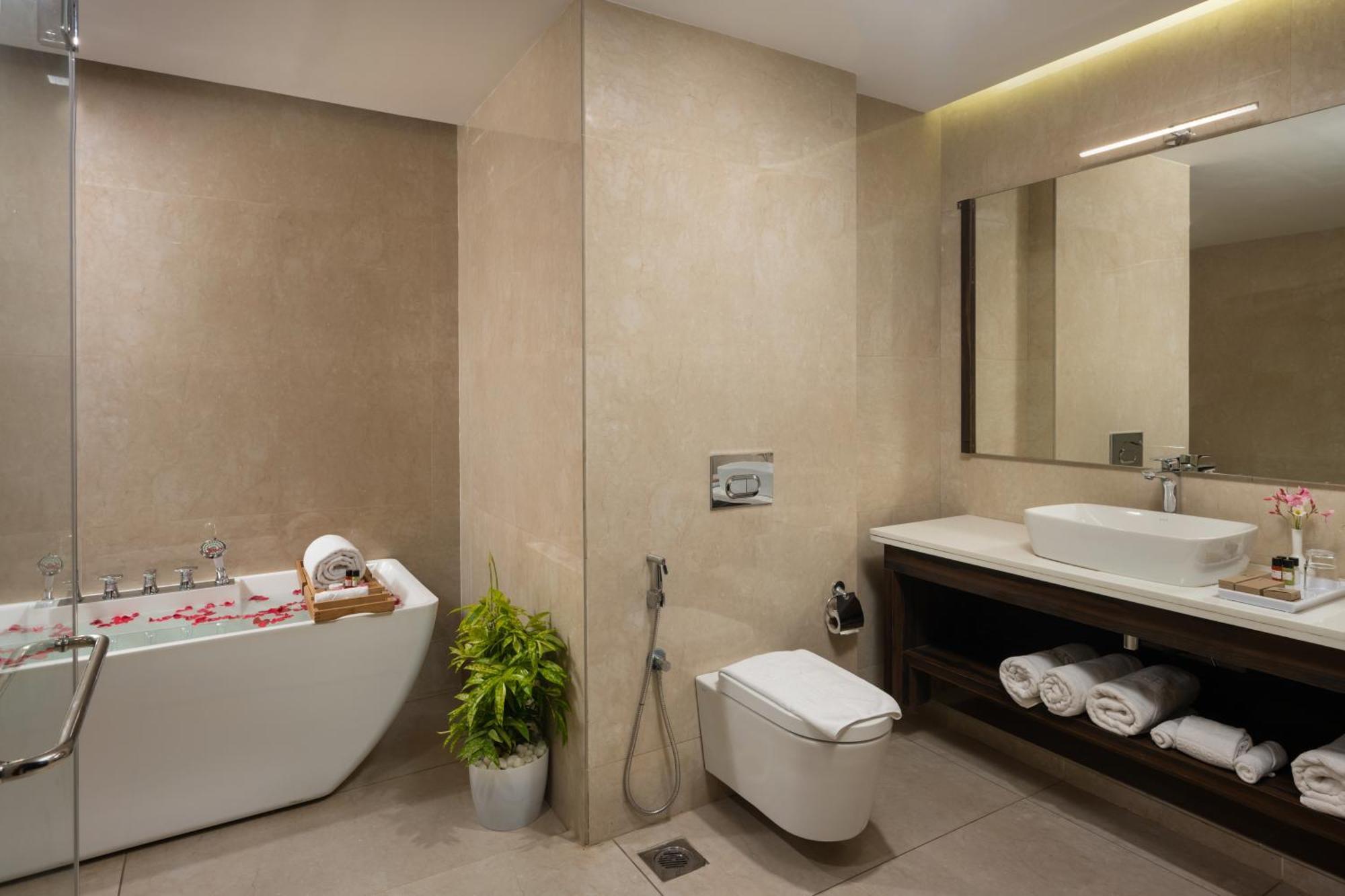 Blue Serene Resort Гуруваюр Экстерьер фото