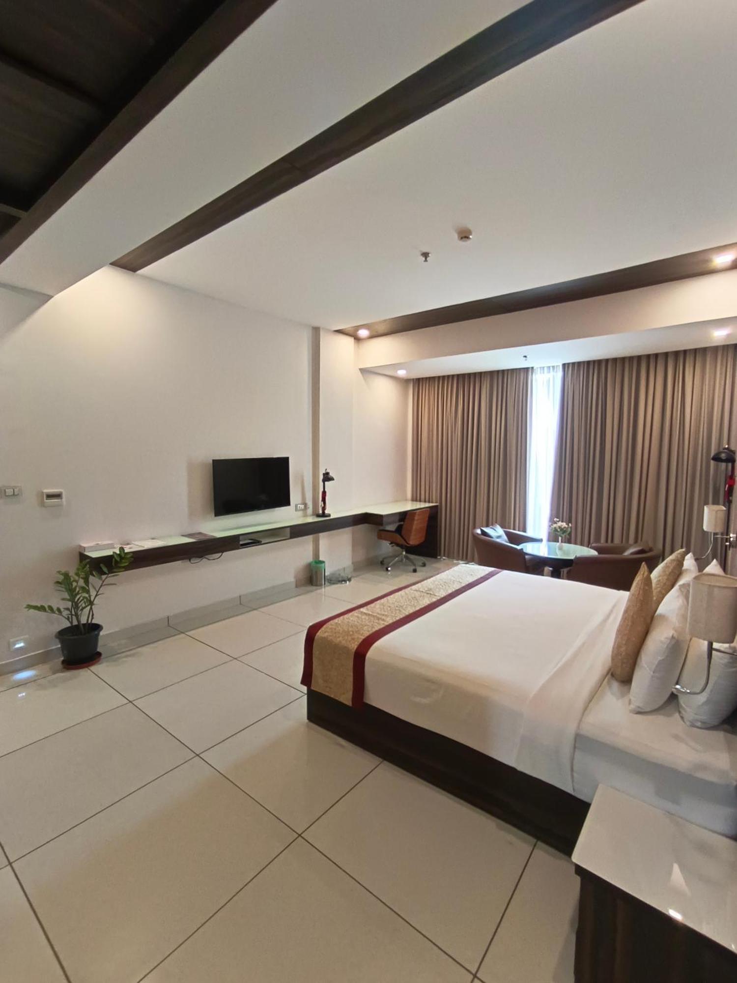 Blue Serene Resort Гуруваюр Экстерьер фото